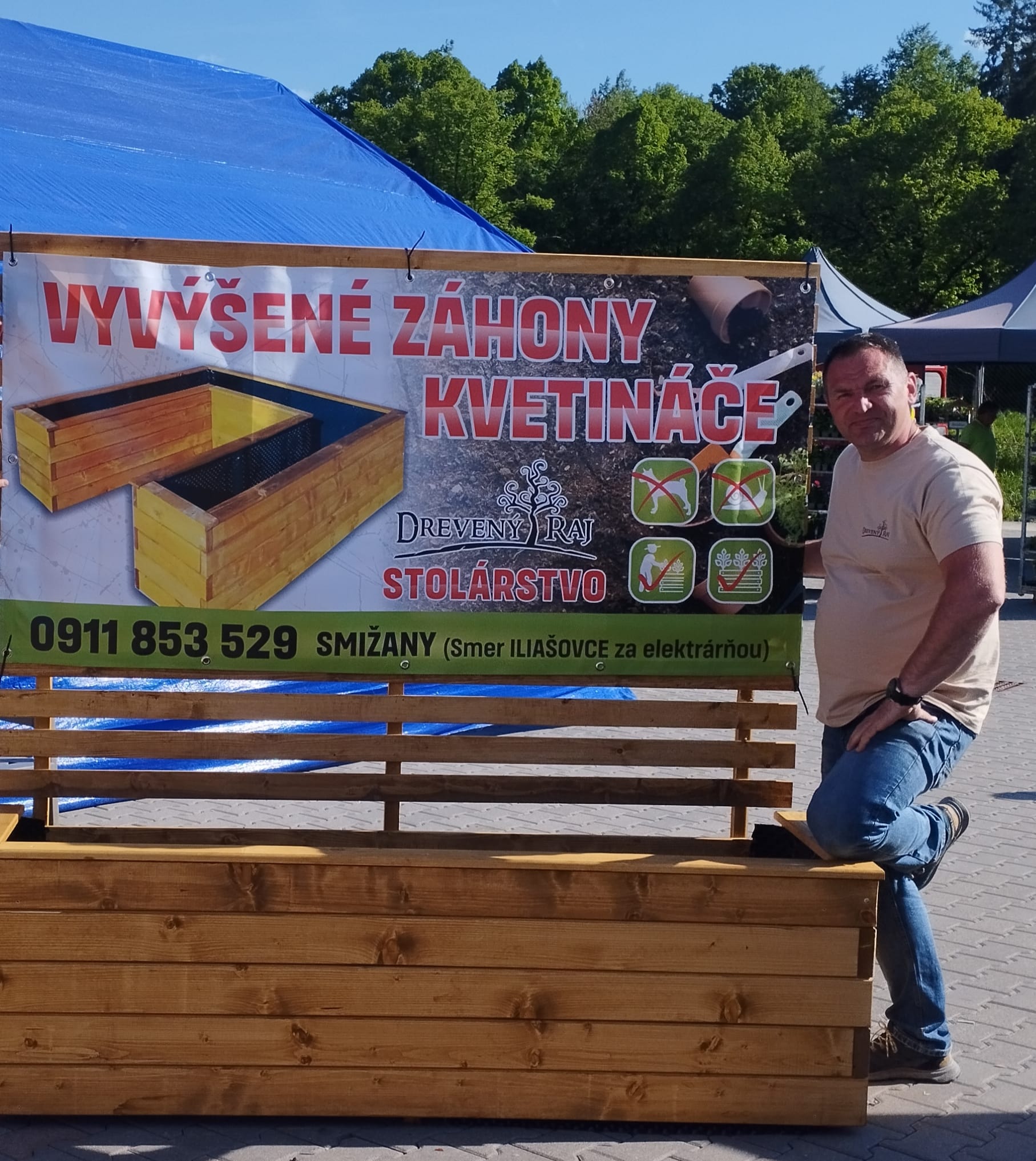 spokojný majitel s o zahodn drevené zahony dreveny nabytok kvalitne drevene vyrobky