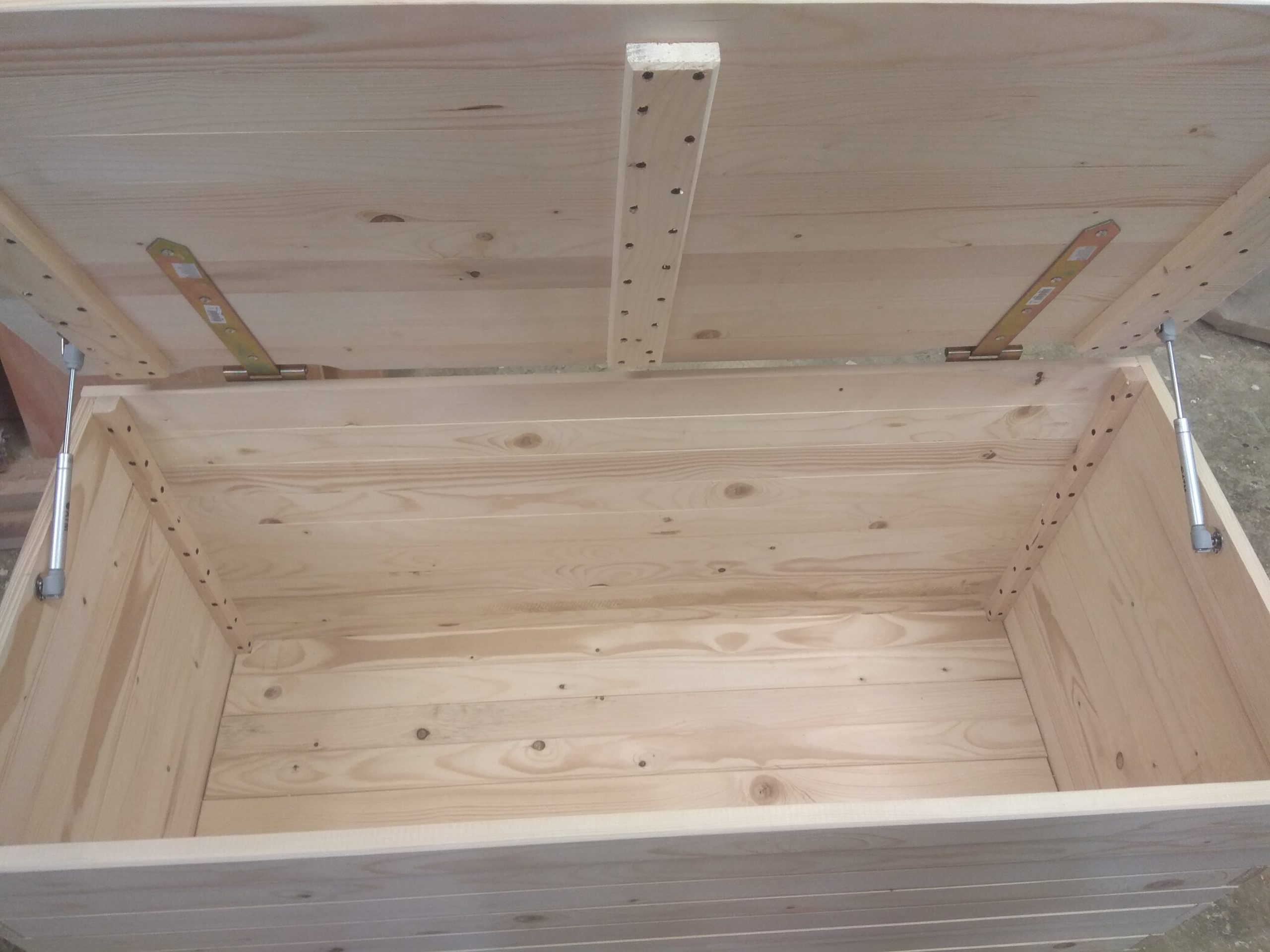 Ostatné výrobky 93