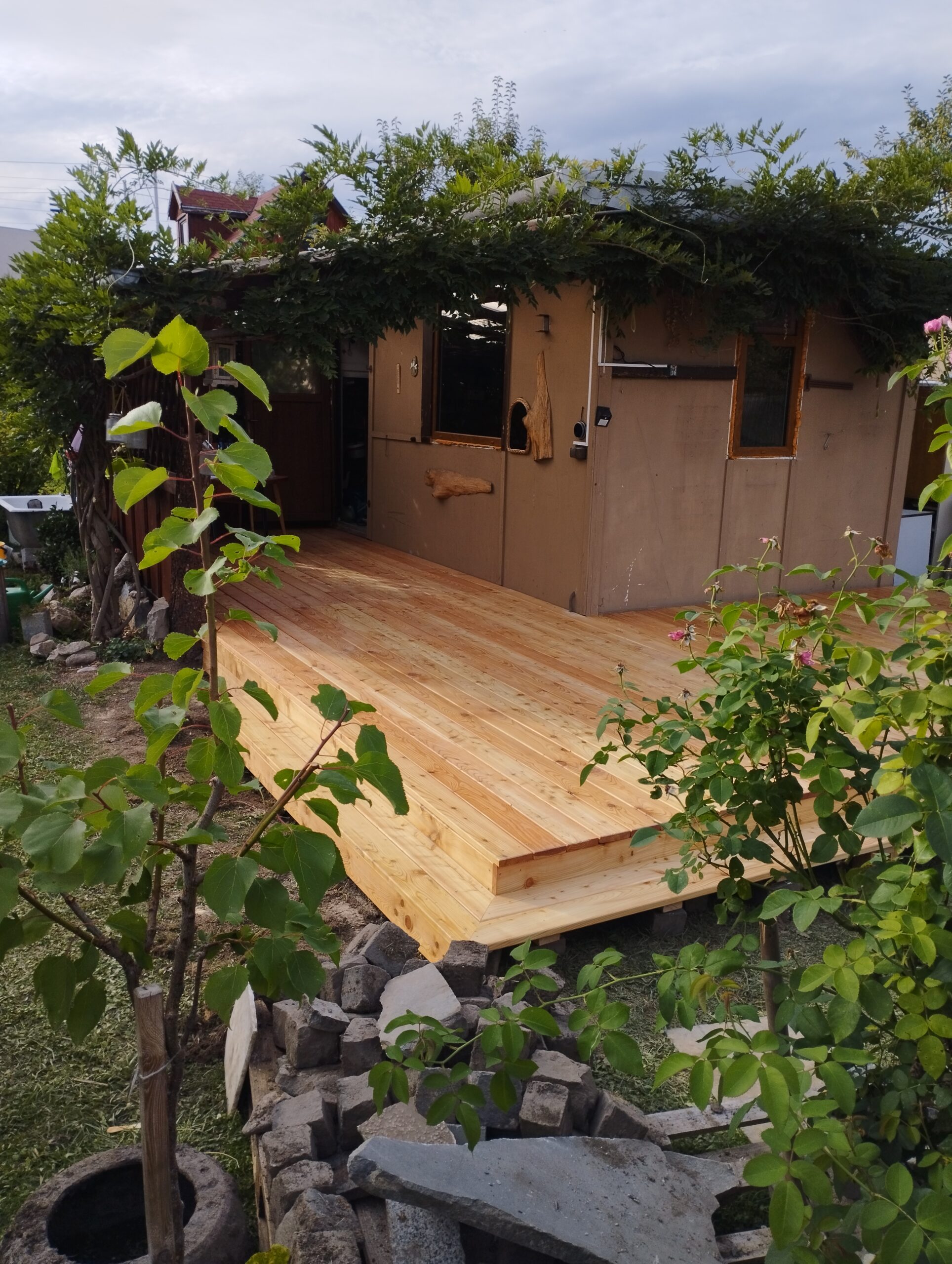 Altánky a terasy 11