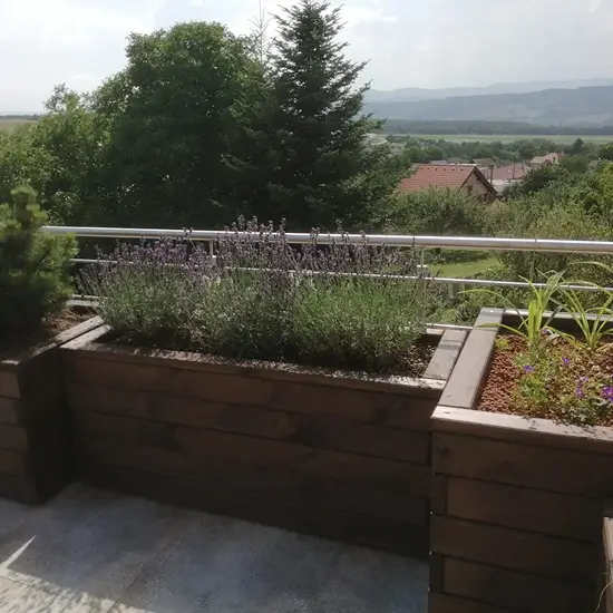 drevené vyvýšené záhony